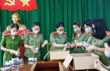 Hội Phụ nữ Công an tỉnh: Hướng về Đà Nẵng, phòng chống dịch Covid-19