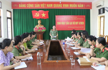  Câu lạc bộ “Phụ nữ Công an Hà Tĩnh với pháp luật” tăng cường các hoạt động tuyên truyền