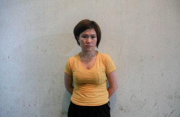 Bắt “nữ quái” ở TP Hà Tĩnh núp bóng nhân viên tiếp thị nước giải khát để dễ buôn bán ma túy