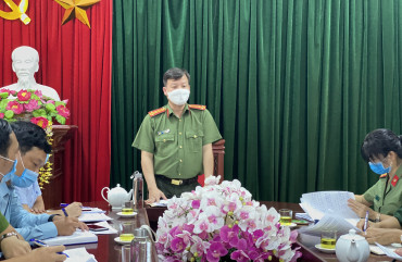 Thượng tá Nguyễn Hữu Thiên, Phó Giám đốc Công an tỉnh kiểm tra công tác đảm bảo ANTT tại Thị xã Kỳ Anh