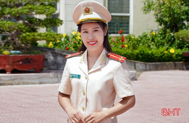 Nữ trung úy công an ở Hà Tĩnh giành giải ba cuộc thi Olympic tiếng Anh cán bộ trẻ toàn quốc