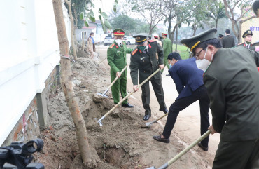 Công an Hà Tĩnh phát động Tết trồng cây xuân Nhâm Dần 2022