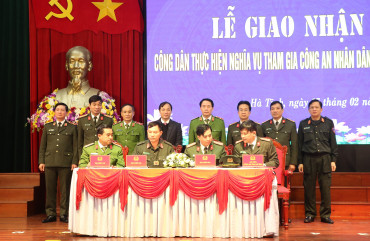 Công an Hà Tĩnh tổ chức lễ giao nhận công dân thực hiện nghĩa vụ tham gia CAND năm 2022