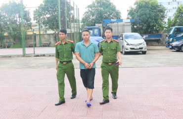 Khởi tố, bắt giam Trần Đình Nhất về tội "Chống người thi hành công vụ"