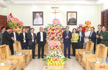Chủ tịch UBND tỉnh Hà Tĩnh gửi thư chúc mừng lễ Thiên Chúa Giáng sinh