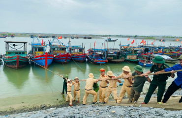 Sẵn sàng các phương án ứng phó với áp thấp nhiệt đới có khả năng mạnh lên thành bão