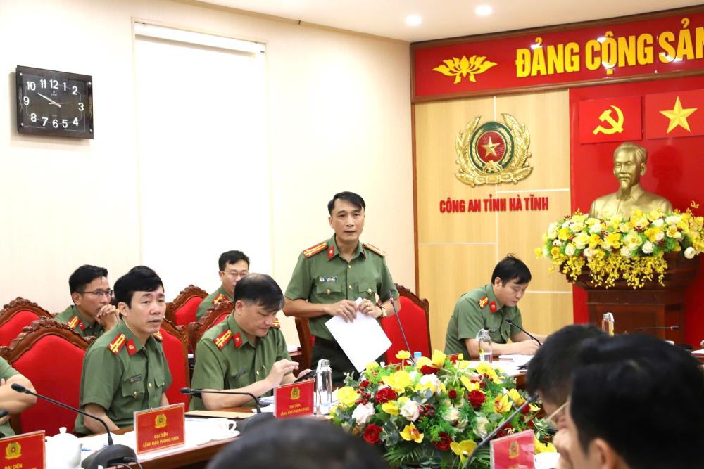 Deion: https://congan.hatinh.gov.vn/storage/photos/680c5ea809e0f.jpg