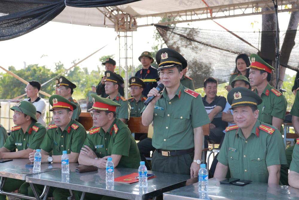 6acf5ec167471.jpg