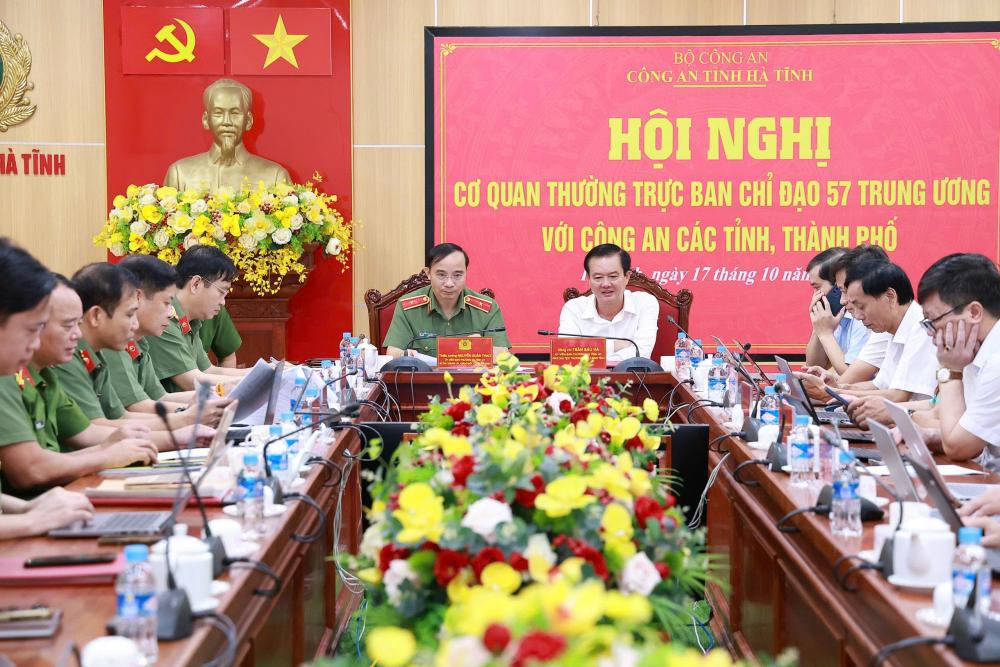 6ad599264ccac.jpg